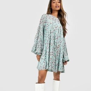Boohoo Floral Dress - Light Blue and Red